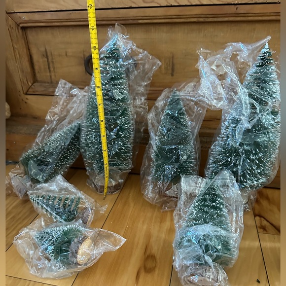 16 Bottle Brush Trees  New - Picture 3 of 6